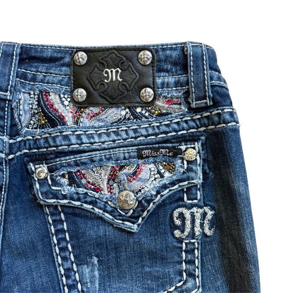 Miss Me Jeans Bootcut Low Rise Embellishment Capri Denim 30 x 26 Y2K 90s EUC - Picture 1 of 8